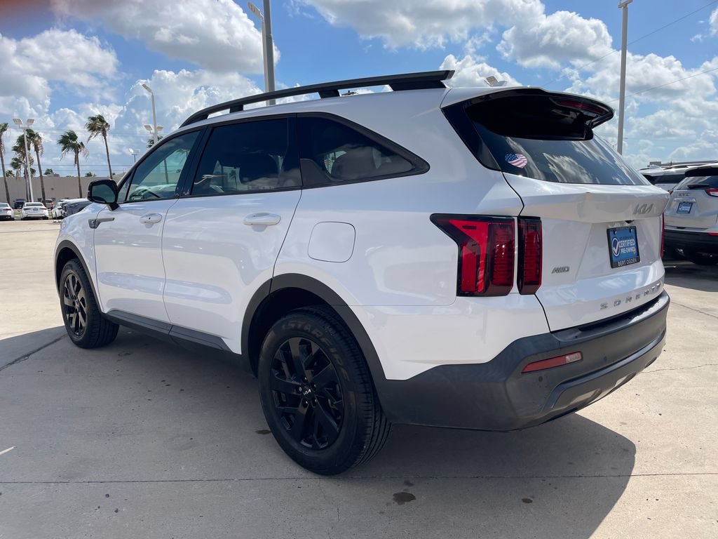 Used 2022 Kia Sorento S AWD/4WD image 3