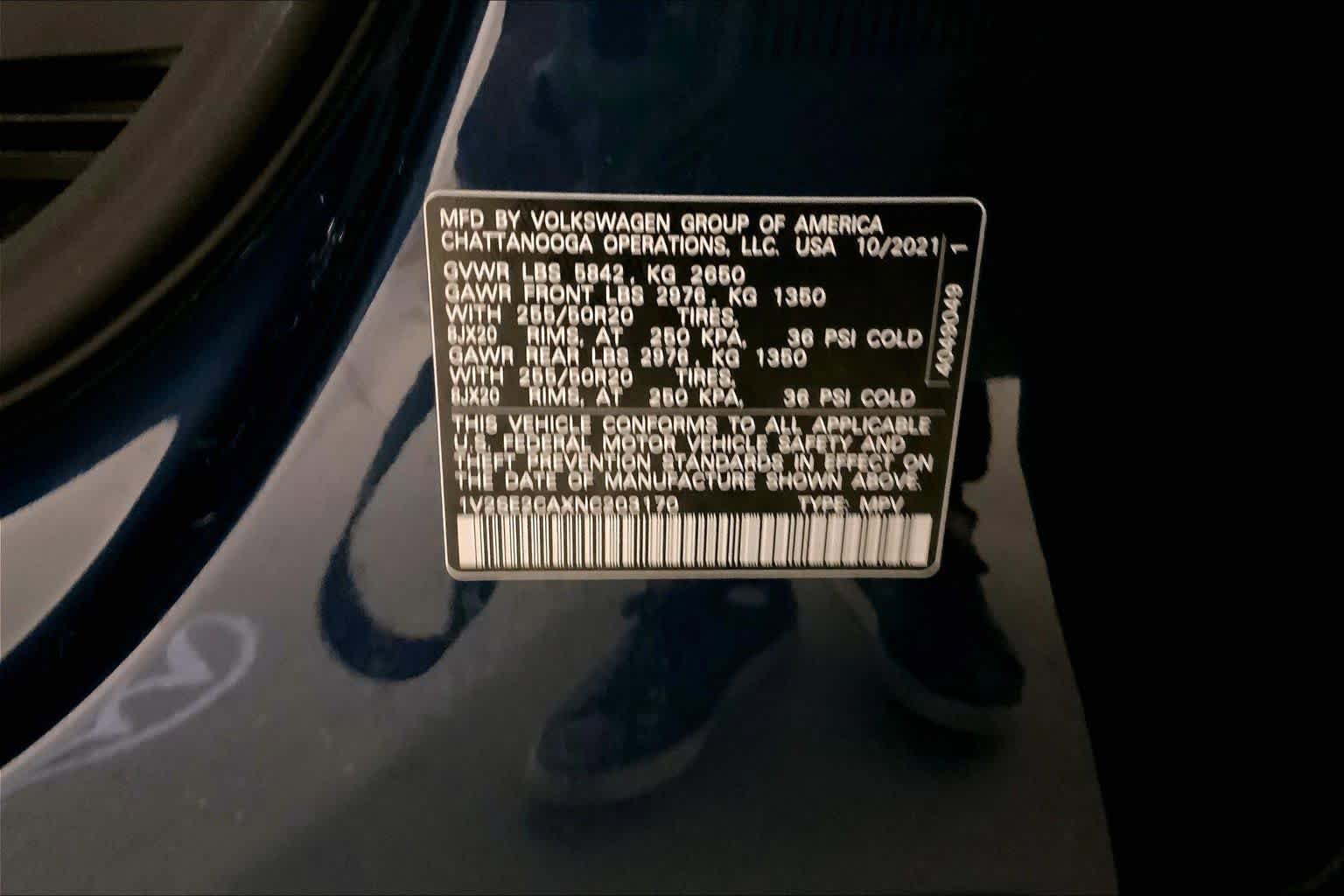 Used 2022 Volkswagen Atlas Cross Sport SEL R-Line w/ Cross Sport MDO Package AWD/4WD image 36
