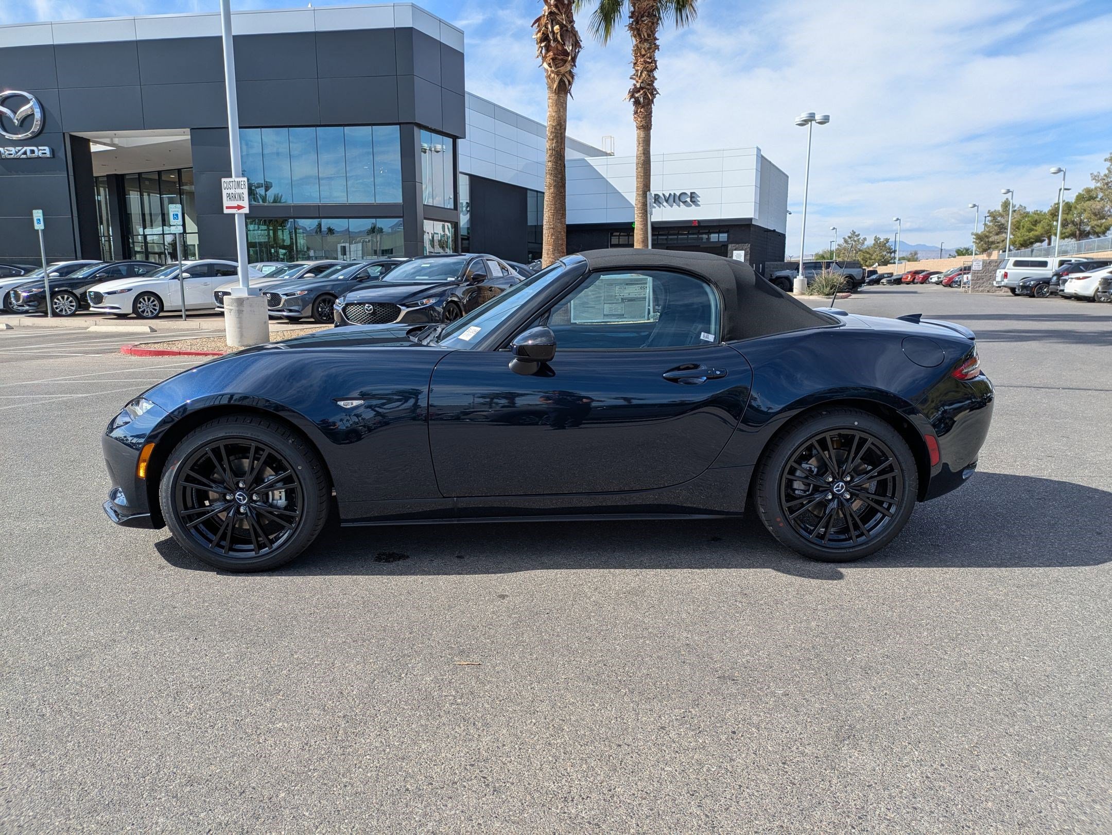 New 2026 MAZDA MX-5 Miata Club w/ Interior Package RWD image 12