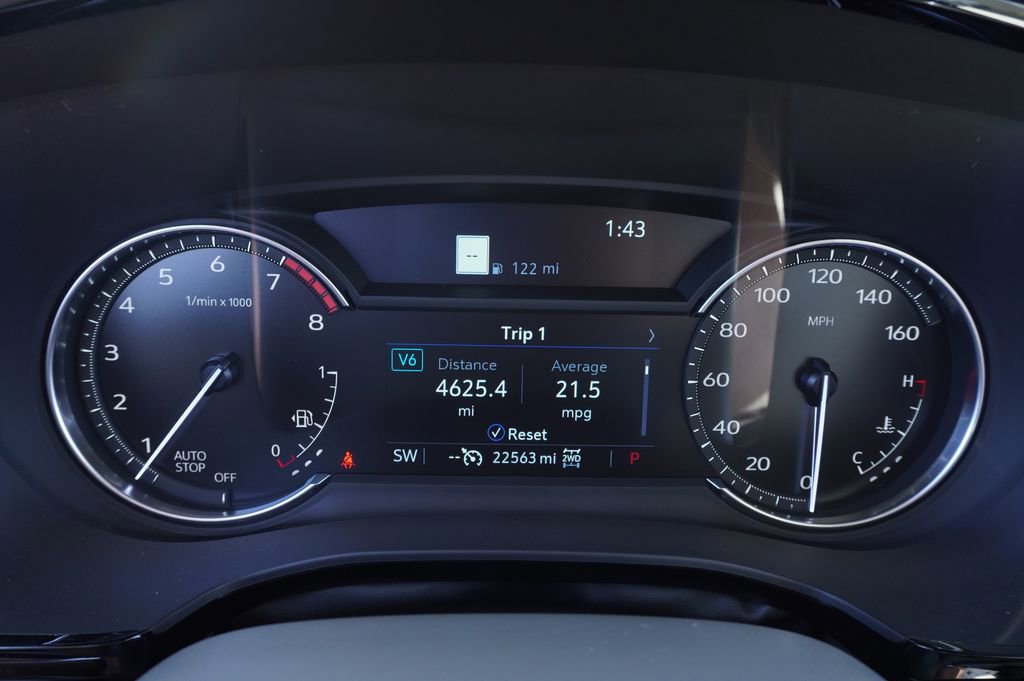 Certified 2025 Cadillac XT6 Premium Luxury AWD/4WD image 22