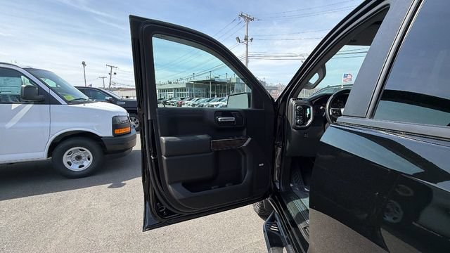 Certified 2019 Chevrolet Silverado 1500 LT Trail Boss AWD/4WD image 12