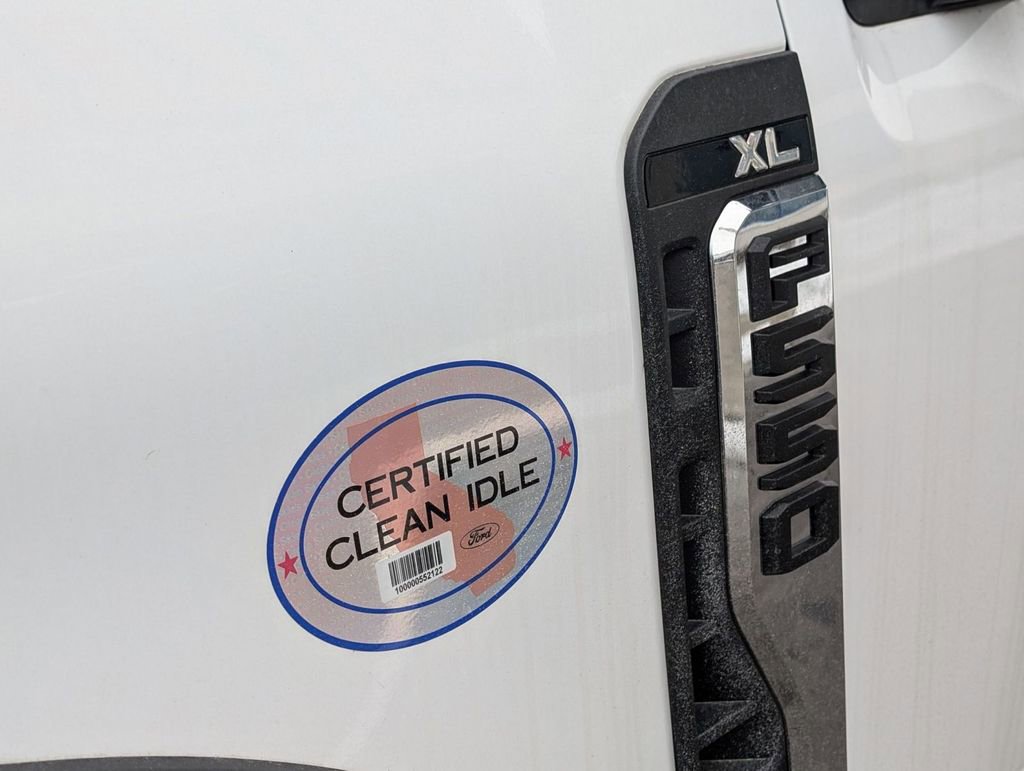 New 2025 Ford F550 4x4 Regular Cab Super Duty image 14