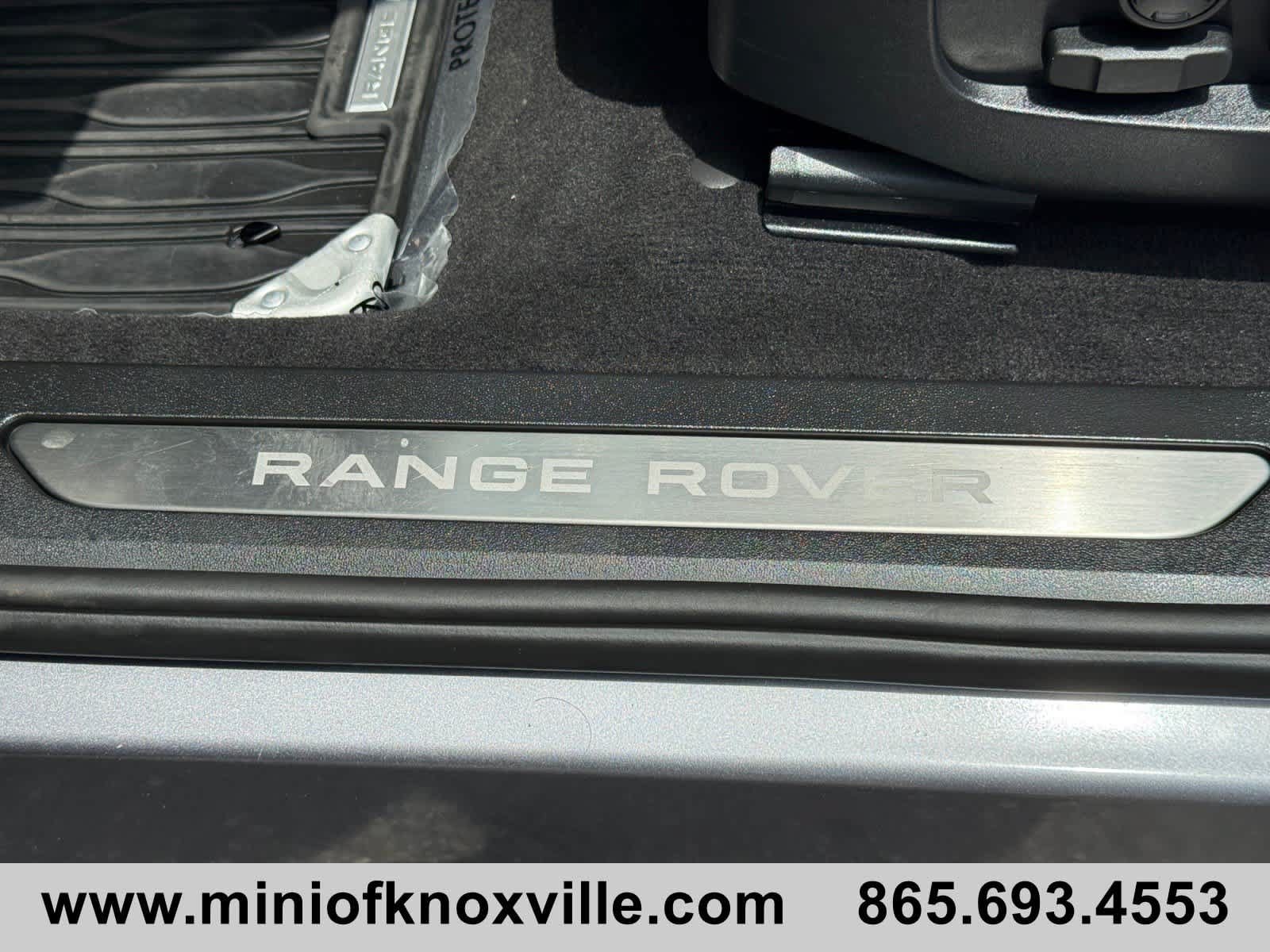 Used 2024 Land Rover Range Rover Evoque Dynamic SE AWD/4WD image 26