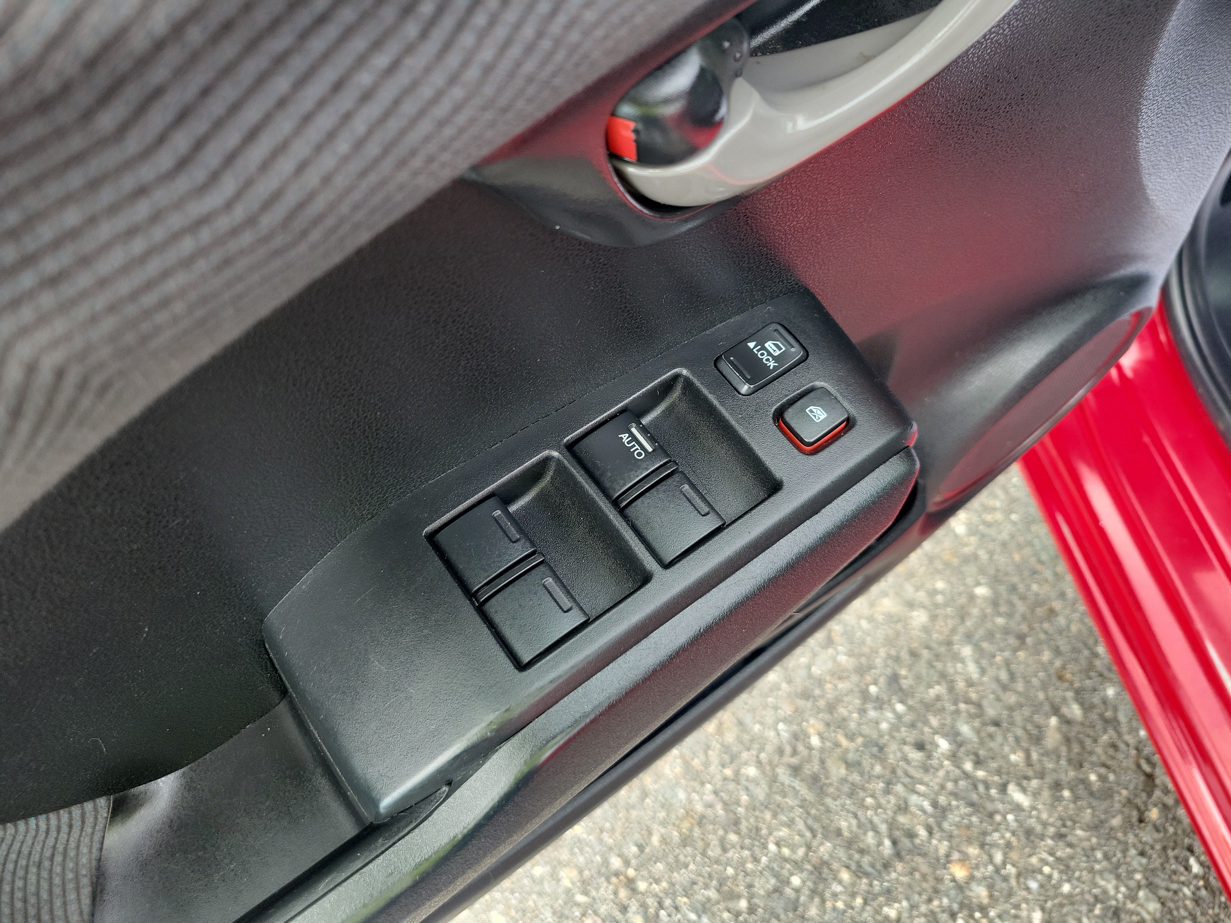 Used 2011 Honda Fit image 20
