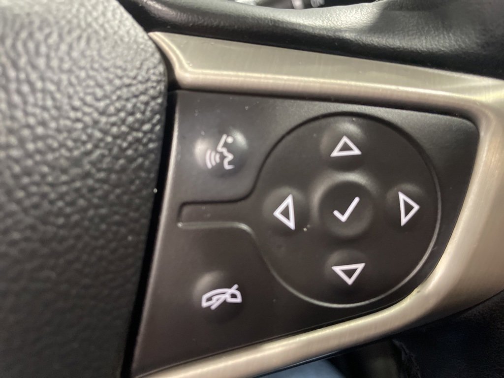 Used 2023 GMC Acadia Denali image 24