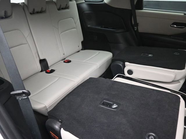 Used 2023 Nissan Pathfinder SL w/ SL Premium Package image 27