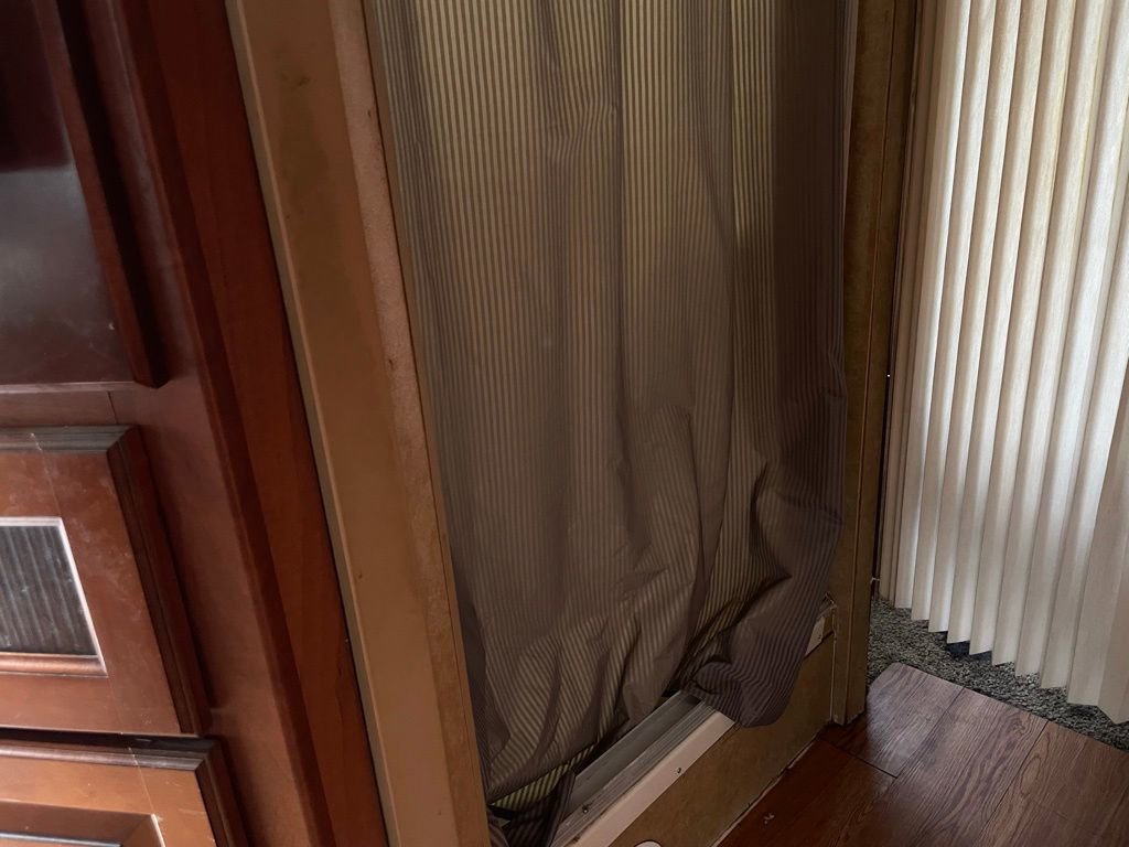 Used 2013 Ford E-450 and Econoline 450 Super Duty w/ Motorhome Prep Pkg RWD image 99