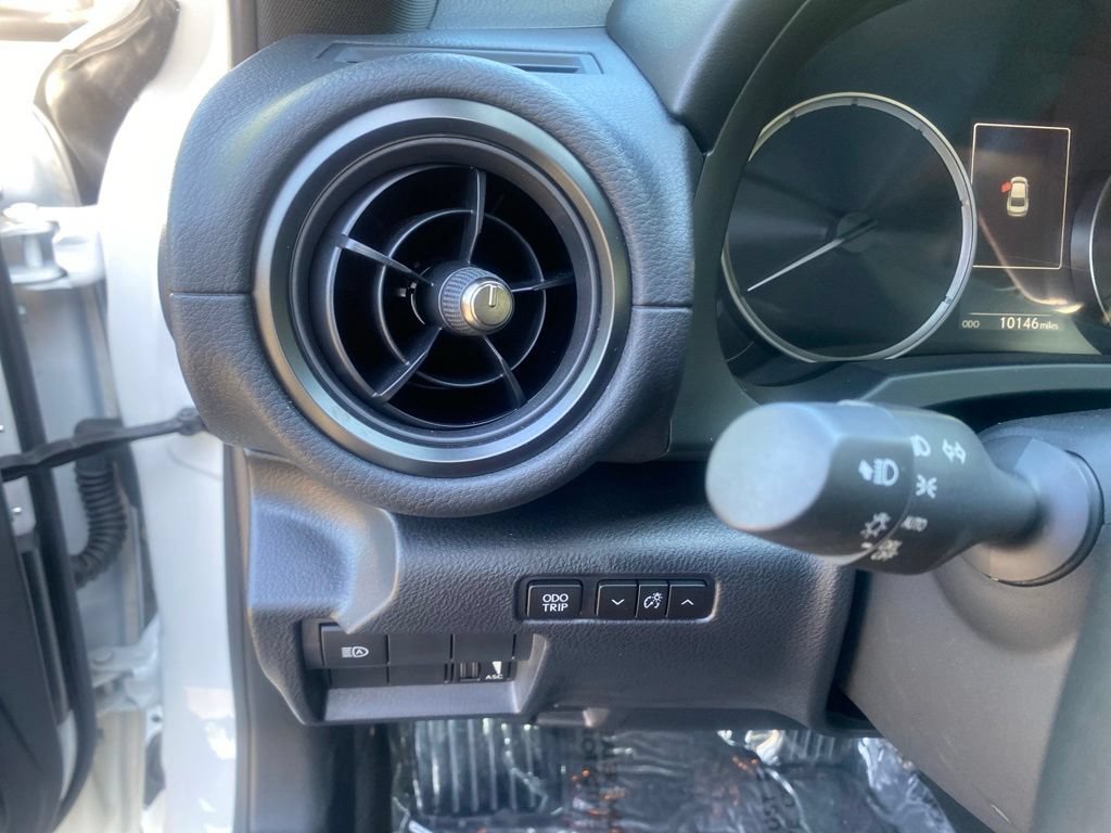 Used 2024 Lexus IS 350 F Sport RWD image 17