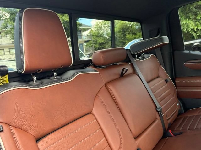 Used 2024 GMC Sierra 1500 Denali Ultimate AWD/4WD image 32