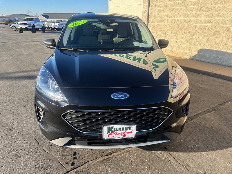 Used 2022 Ford Escape SE image 3