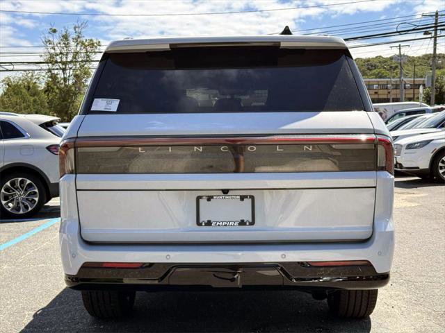 New 2025 Lincoln Navigator L Reserve w/ Jet Appearance Package image 5