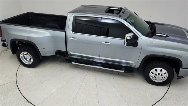 Used 2024 Chevrolet Silverado 3500 High Country image 75