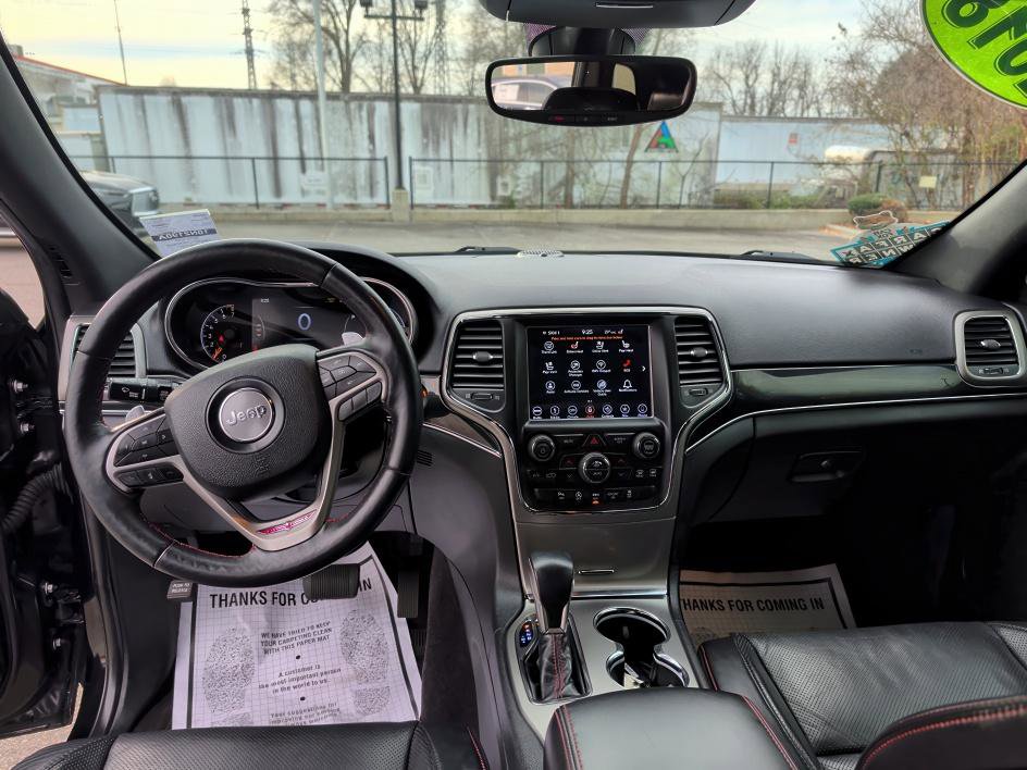 Used 2018 Jeep Grand Cherokee Trailhawk w/ Trailhawk Luxury Group image 11