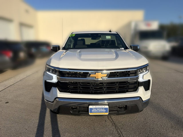 Used 2025 Chevrolet Silverado 1500 LT AWD/4WD image 13