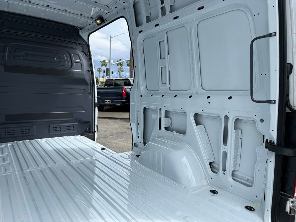 New 2025 Mercedes-Benz Sprinter 2500 image 17