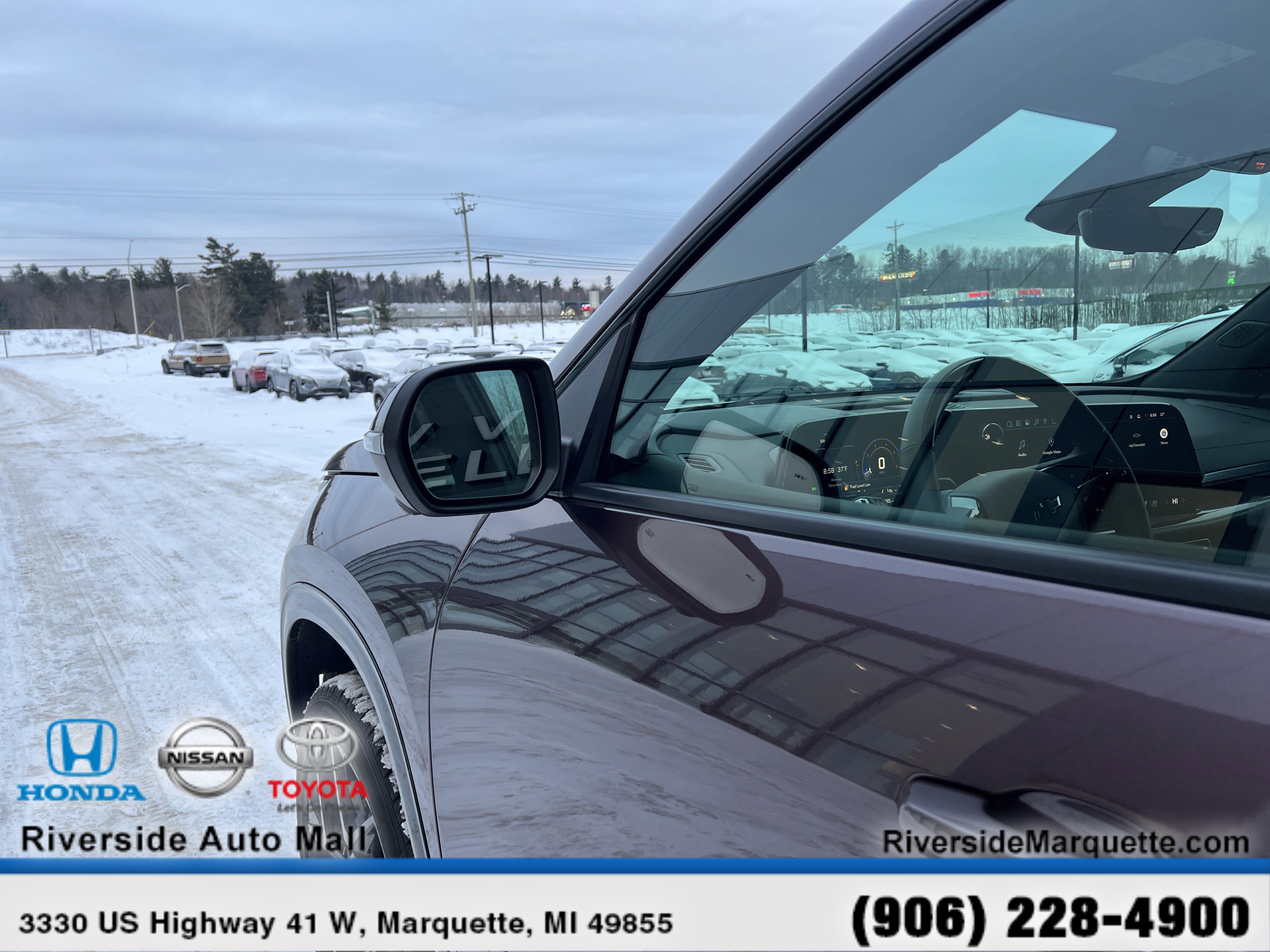 Used 2024 Chevrolet Traverse RS w/ LPO, Floor Liner Package image 5