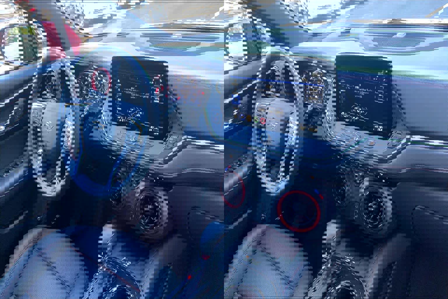 Used 2025 Chevrolet Blazer RS image 31