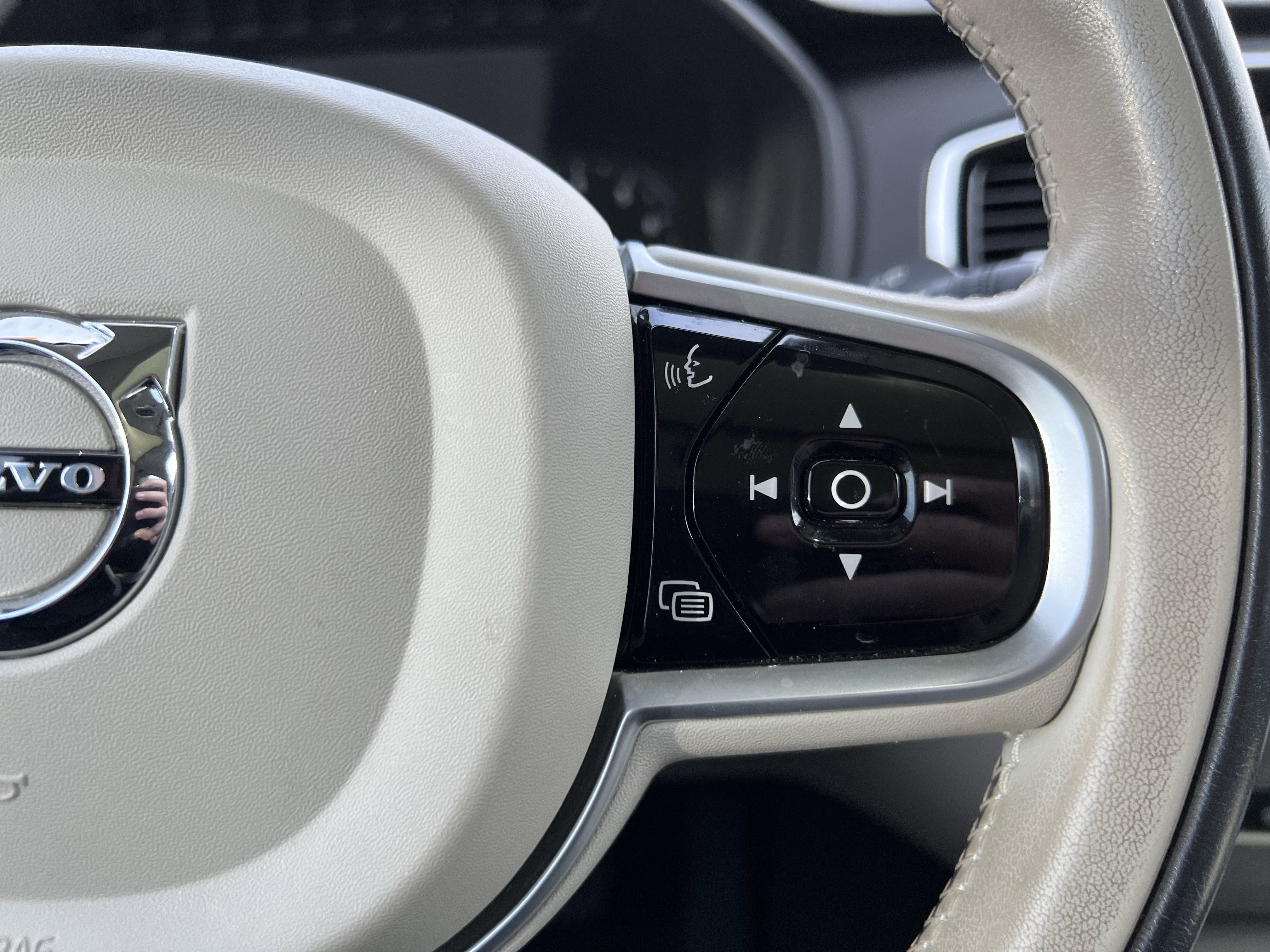 Used 2021 Volvo XC90 T6 Inscription w/ Advanced Package image 20