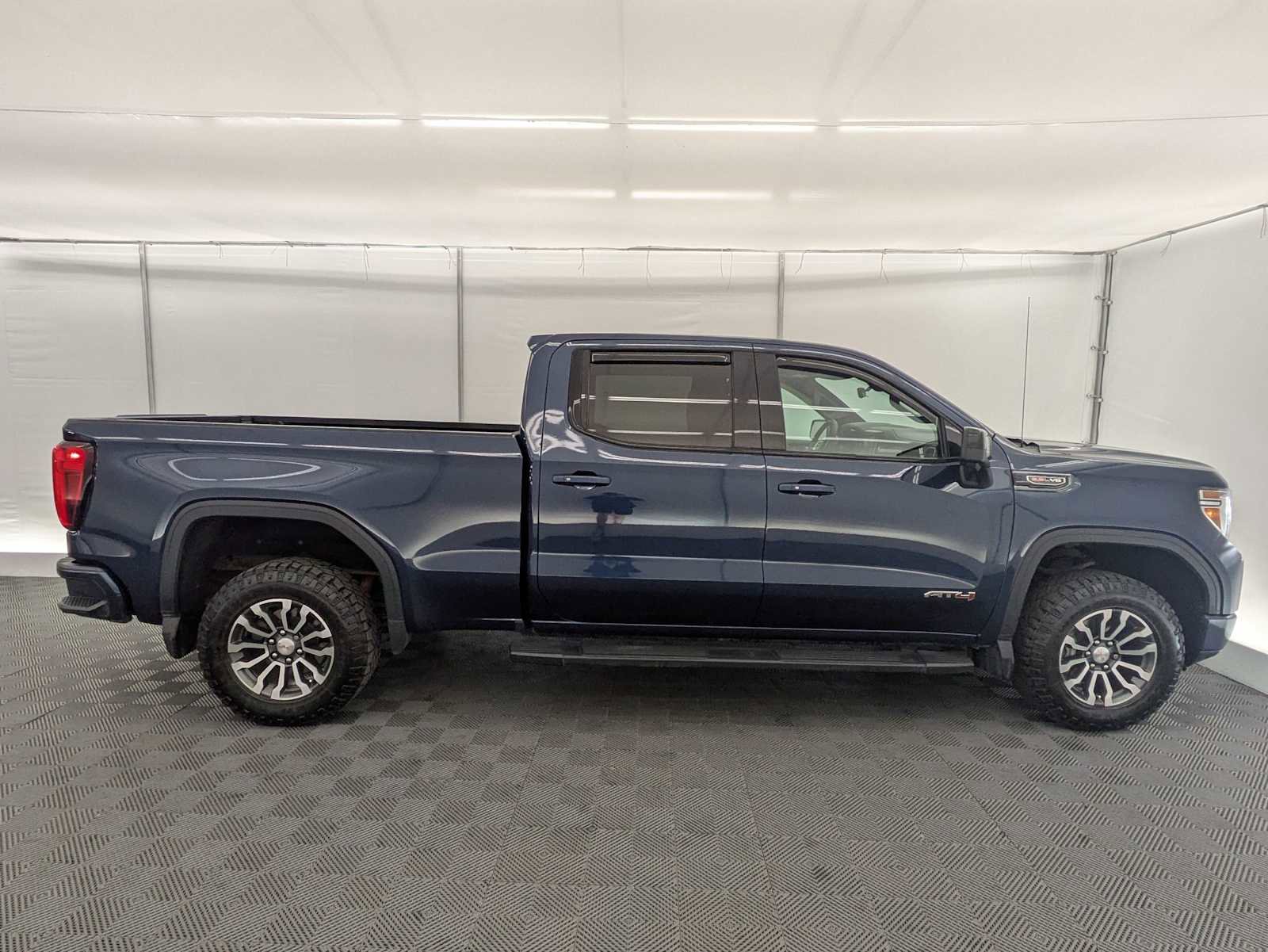 Used 2020 GMC Sierra 1500 AT4 w/ Technology Package AWD/4WD image 7