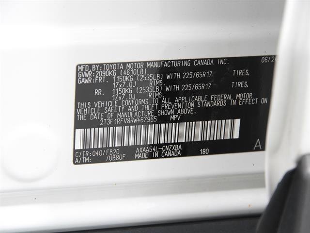 Used 2024 Toyota RAV4 LE image 23