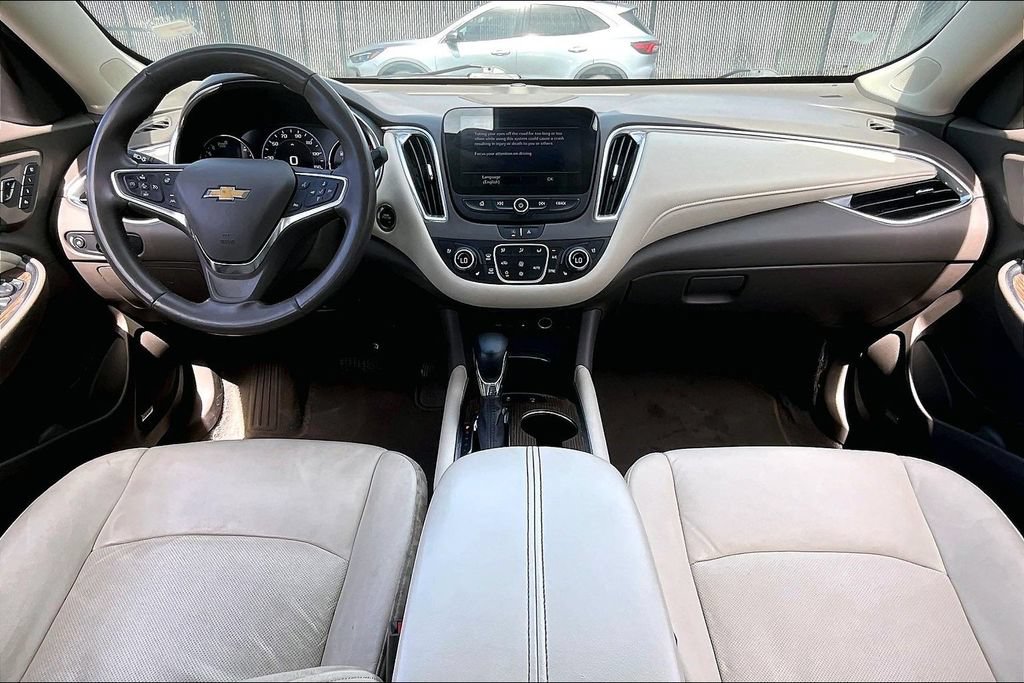 Used 2024 Chevrolet Malibu LT FWD image 7