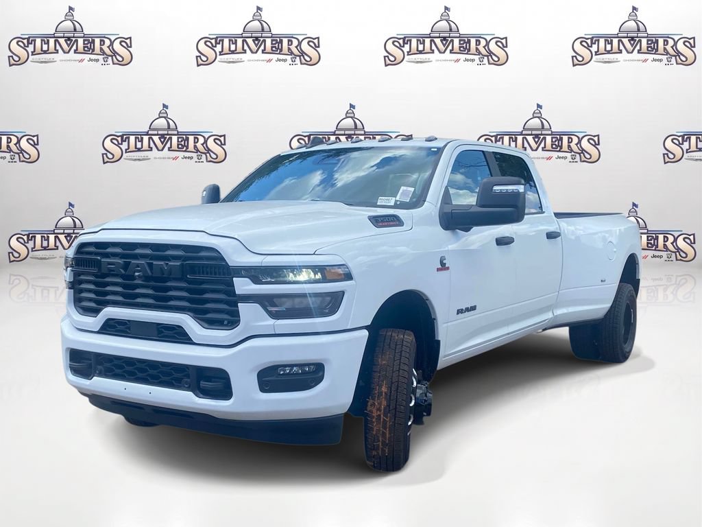 New 2026 RAM 3500 Big Horn AWD/4WD image 3