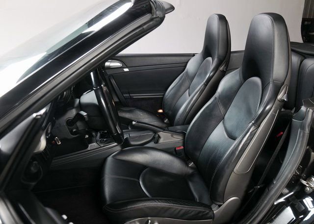 Used 2006 Porsche 911 Carrera S image 11