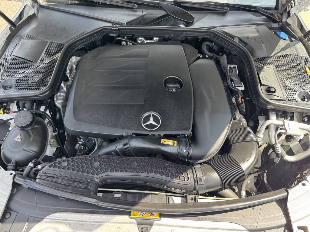 Used 2021 Mercedes-Benz C 300 4MATIC Sedan w/ Premium Package image 11
