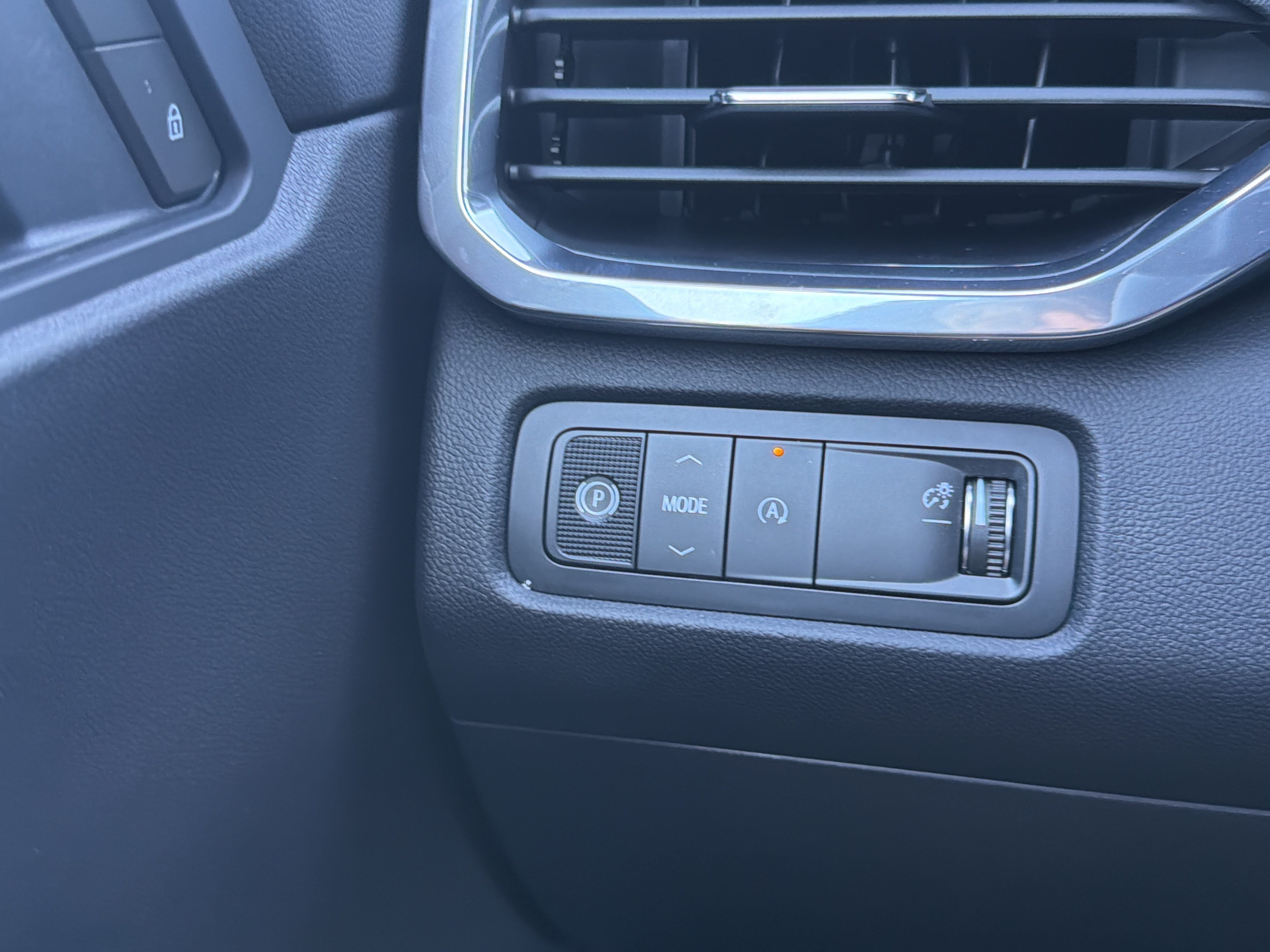 New 2027 GMC Acadia Elevation w/ Black Edition FWD image 32