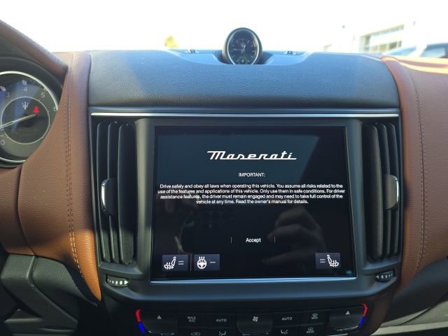 Used 2023 Maserati Levante GT image 17