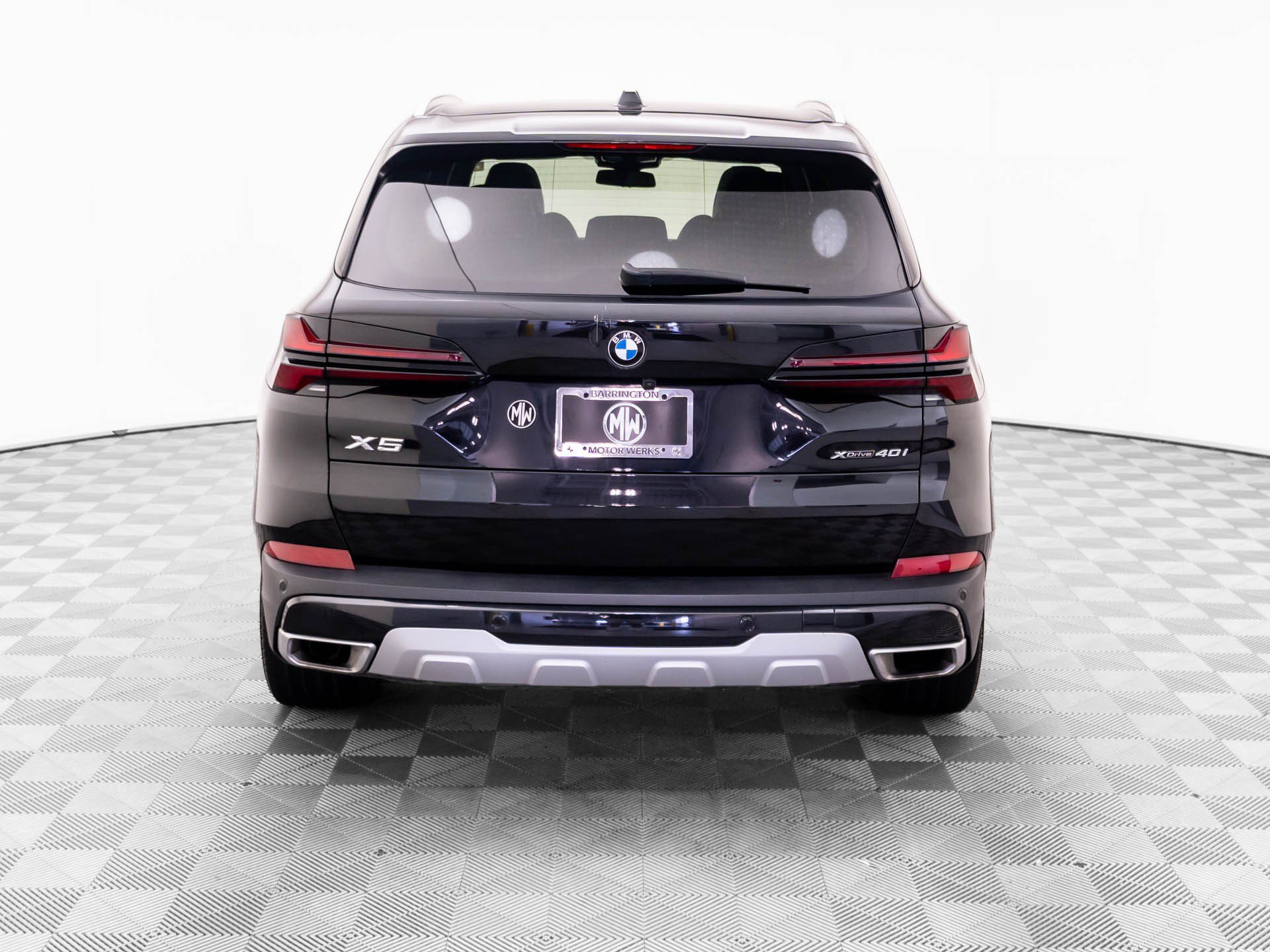Used 2024 BMW X5 xDrive40i w/ Parking Assistance Package AWD/4WD image 5