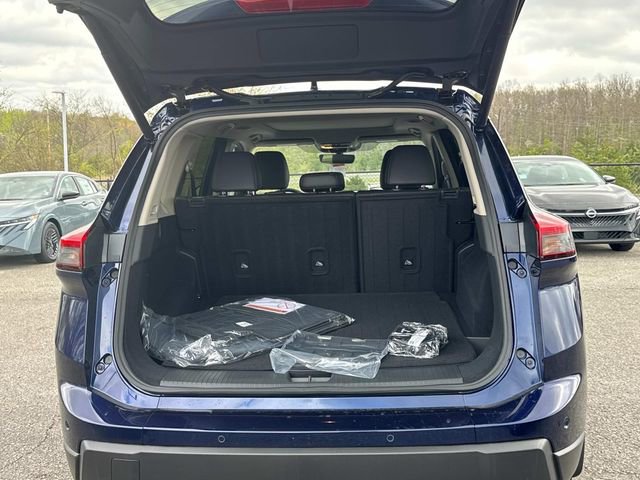 New 2026 Nissan Rogue Dark Armor image 13