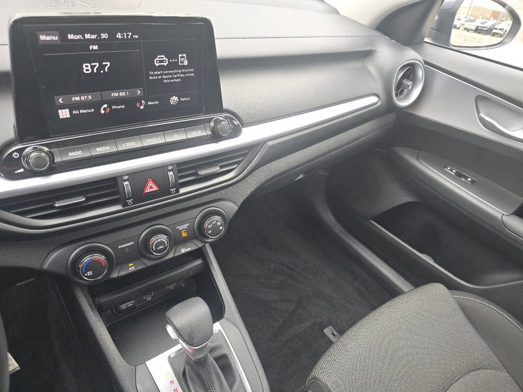 Used 2024 Kia Forte LXS FWD image 25