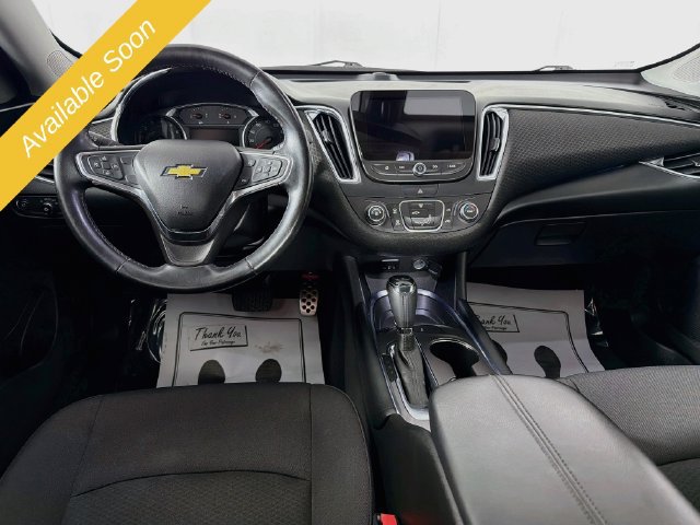 Used 2017 Chevrolet Malibu LT FWD image 21