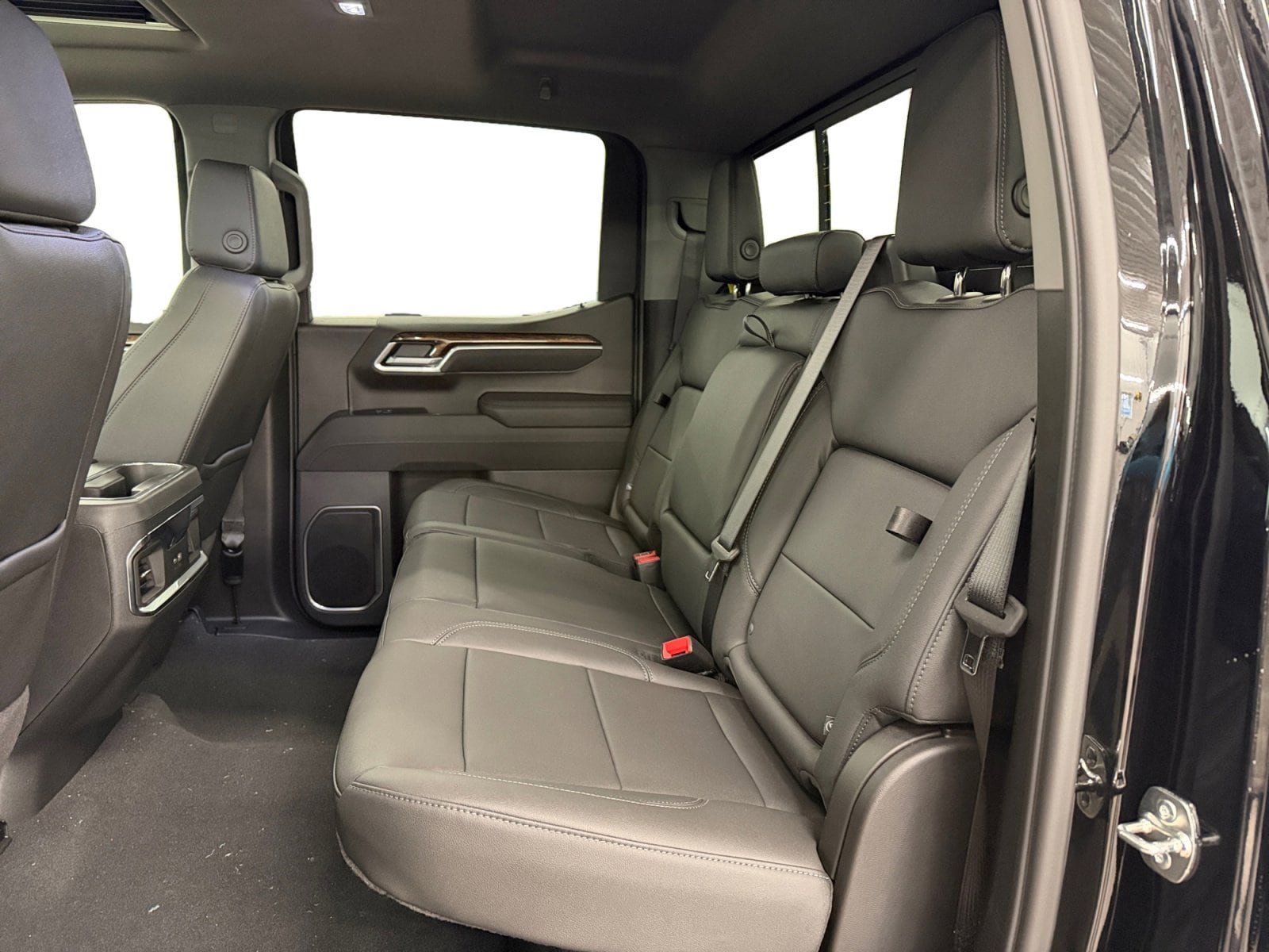 New 2026 GMC Sierra 1500 Elevation w/ Elevation Premium Package AWD/4WD image 10