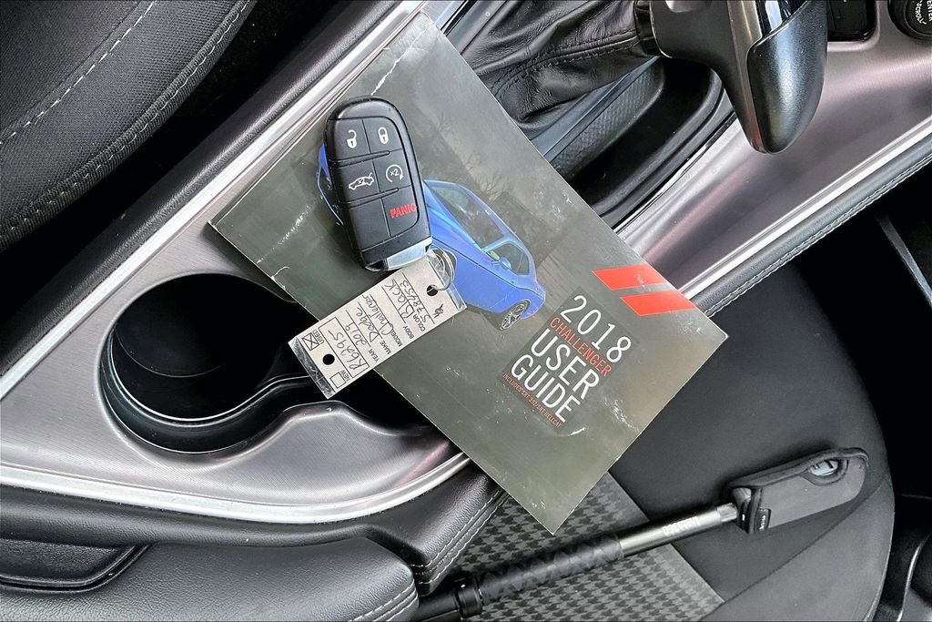 Used 2019 Dodge Challenger R/T image 11