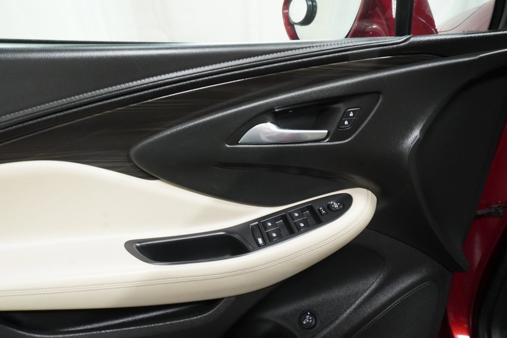 Used 2020 Buick Envision Preferred image 21