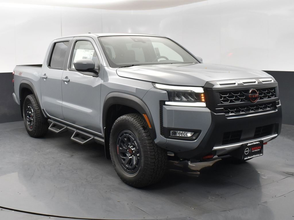 New 2026 Nissan Frontier PRO-4X w/ Tow Package