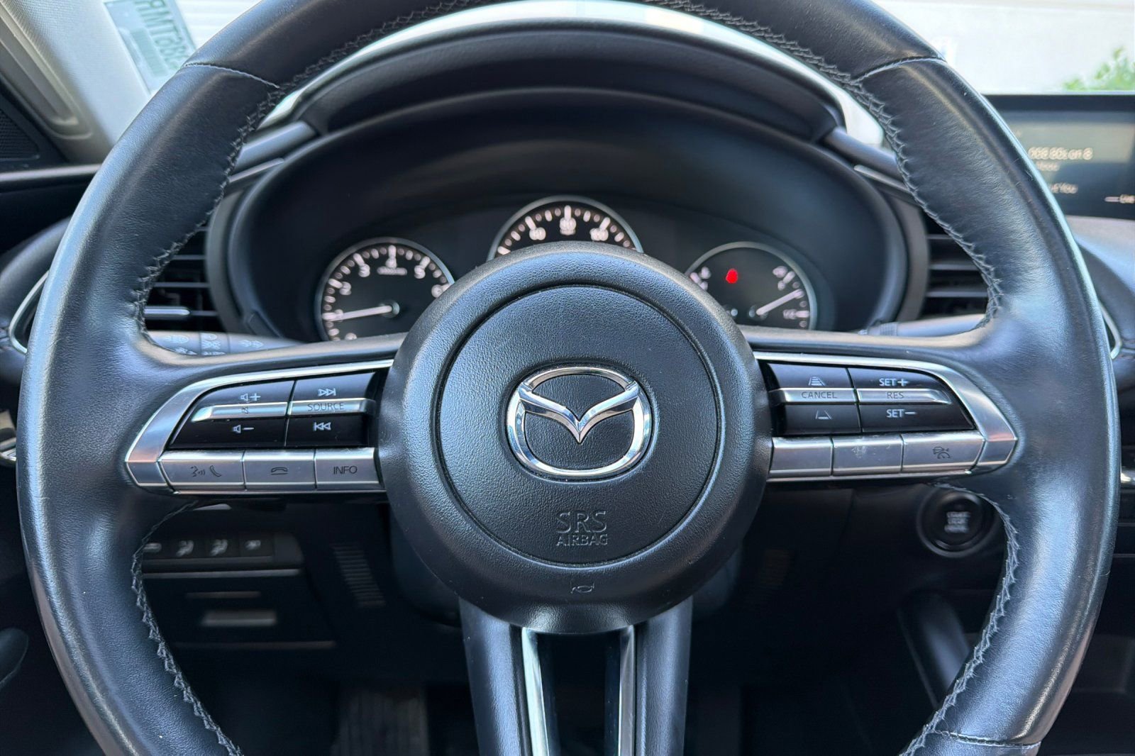 Used 2023 MAZDA MAZDA3 s image 22