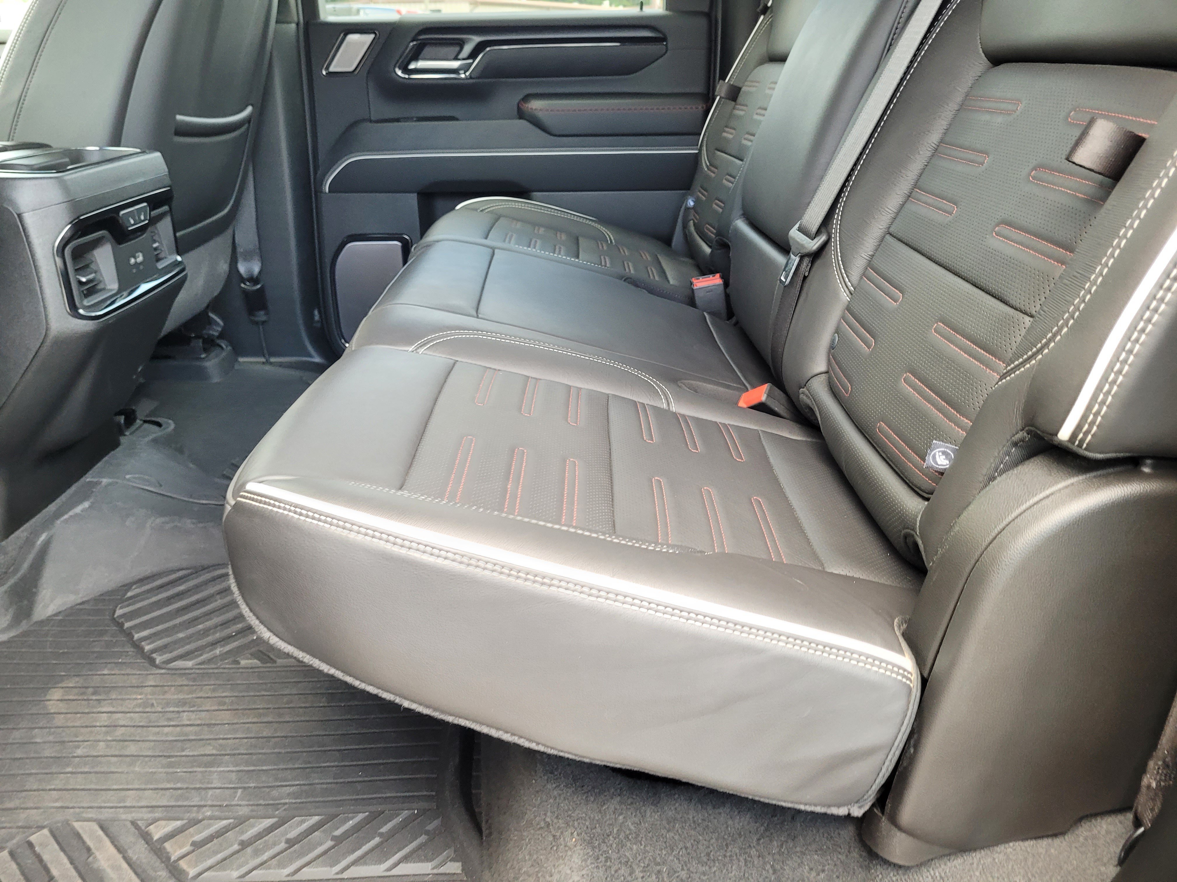 Used 2025 GMC Sierra 2500 AT4X w/ AT4X AEV Edition AWD/4WD image 26