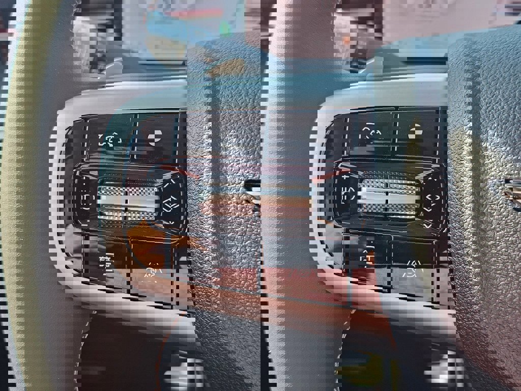 New 2026 Genesis GV70 2.5T image 35