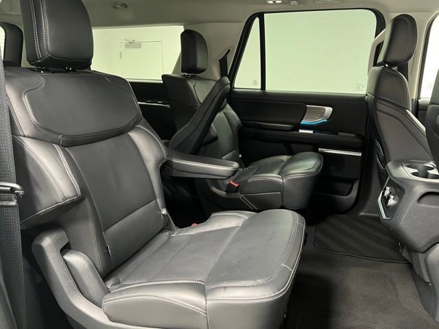 Used 2025 Ford Expedition Max Platinum image 55
