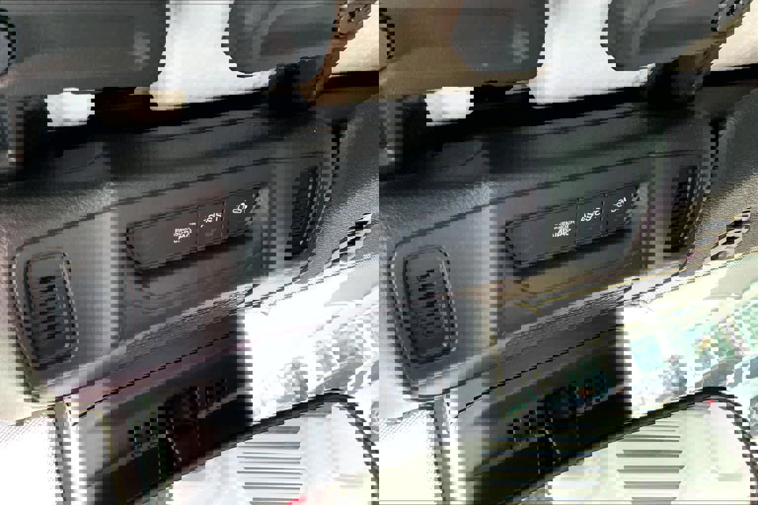 Used 2024 Jeep Wrangler Sport S image 29