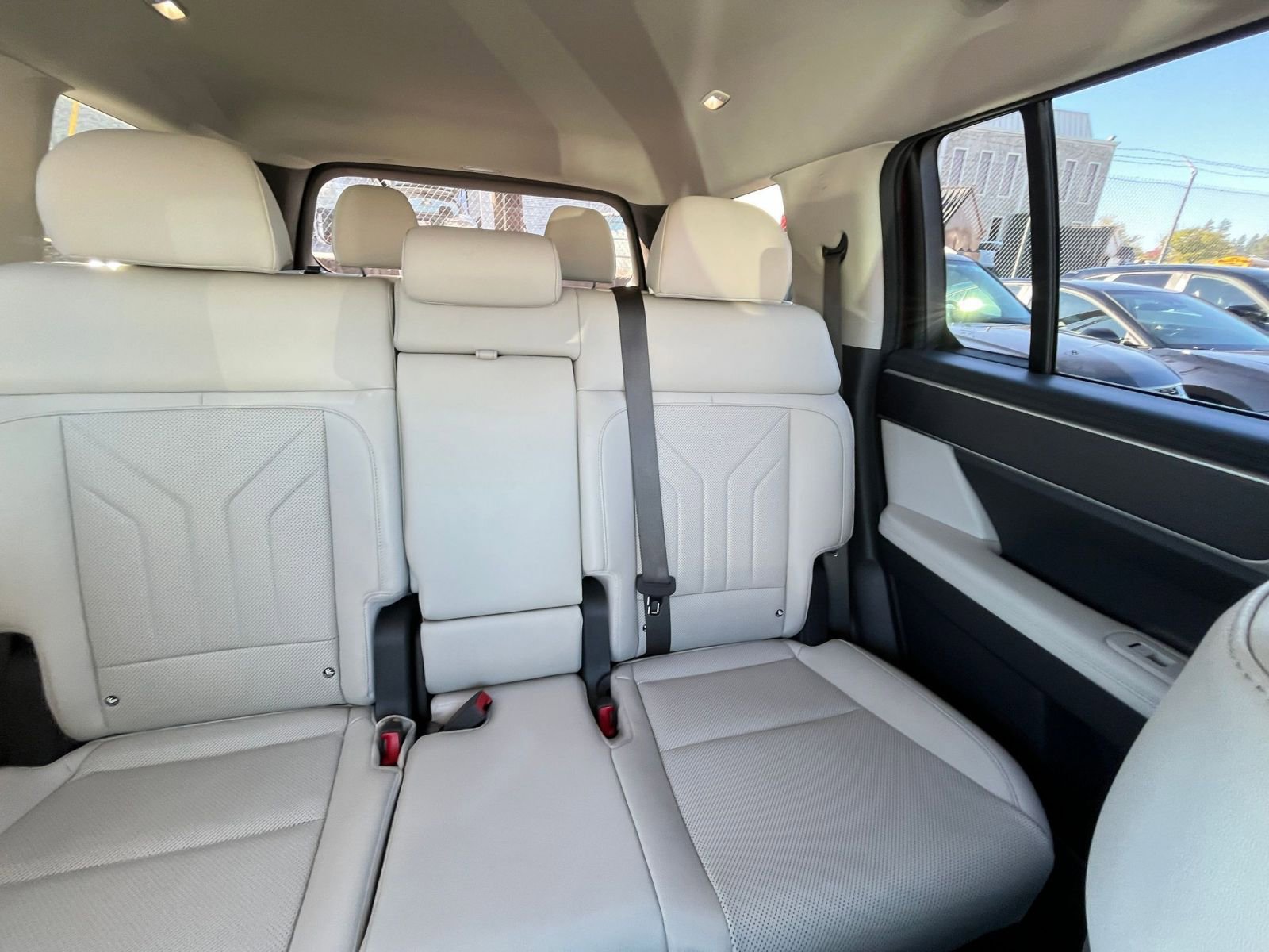 Used 2025 Hyundai Santa Fe SEL image 37