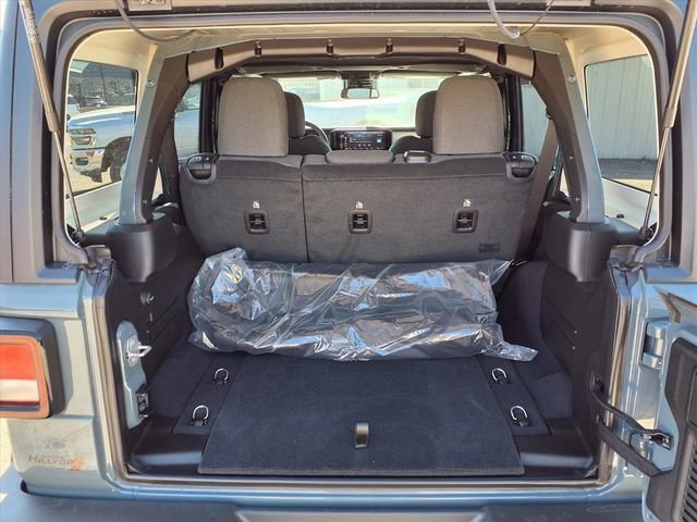 New 2025 Jeep Wrangler Unlimited Sport AWD/4WD image 18