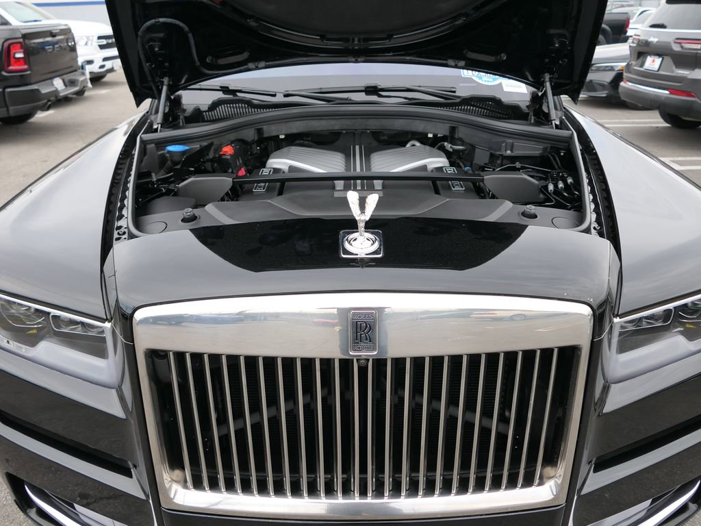 Used 2022 Rolls-Royce Cullinan image 35