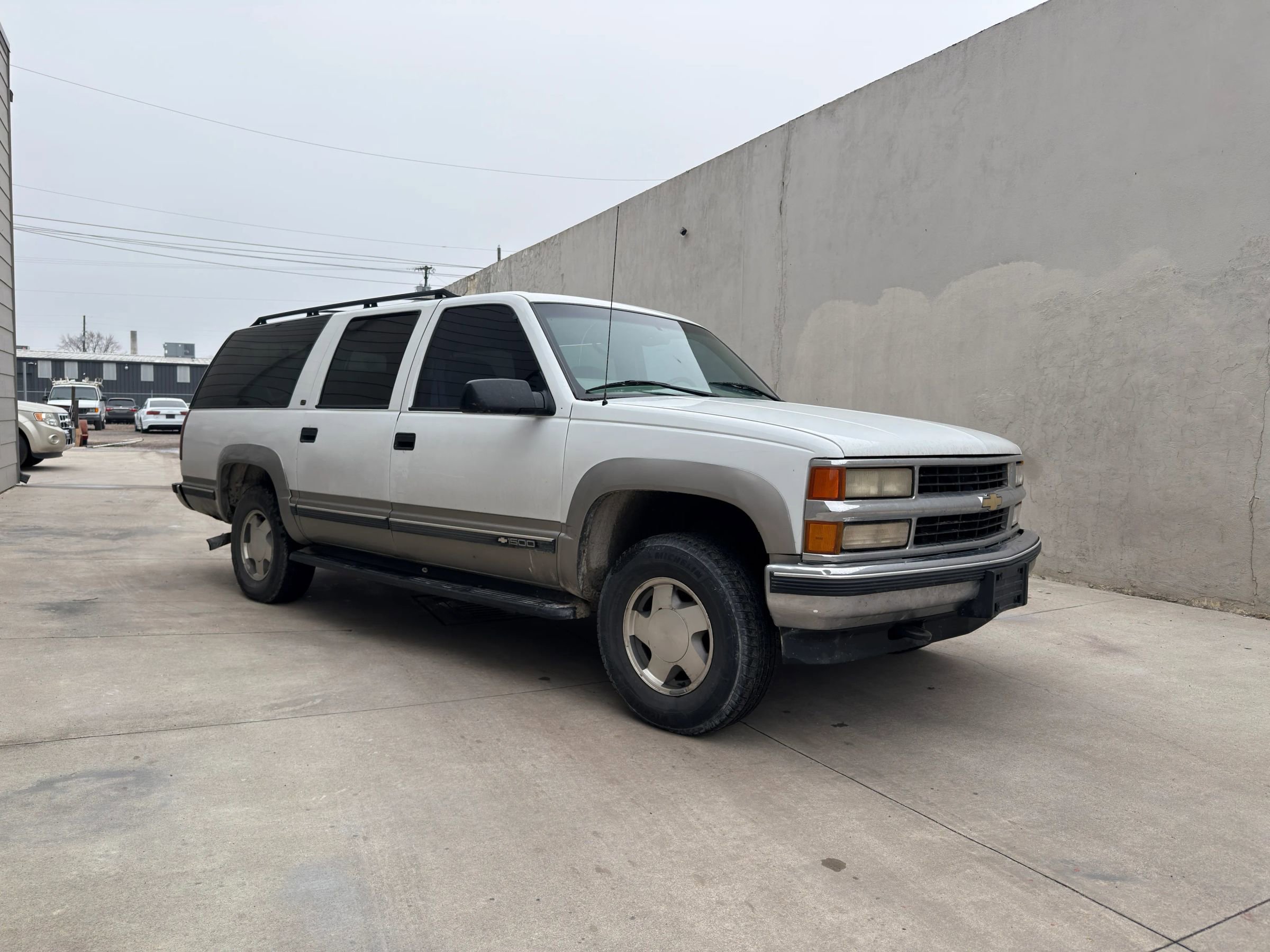 Used 1999 Chevrolet Suburban 4WD w/ Preferred Equipment Group 3