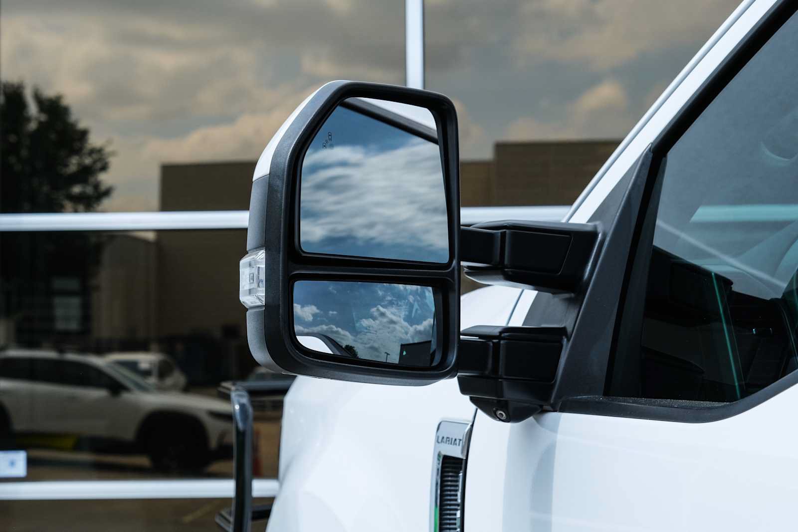 Used 2019 Ford F250 Lariat w/ Lariat Ultimate Package AWD/4WD image 19