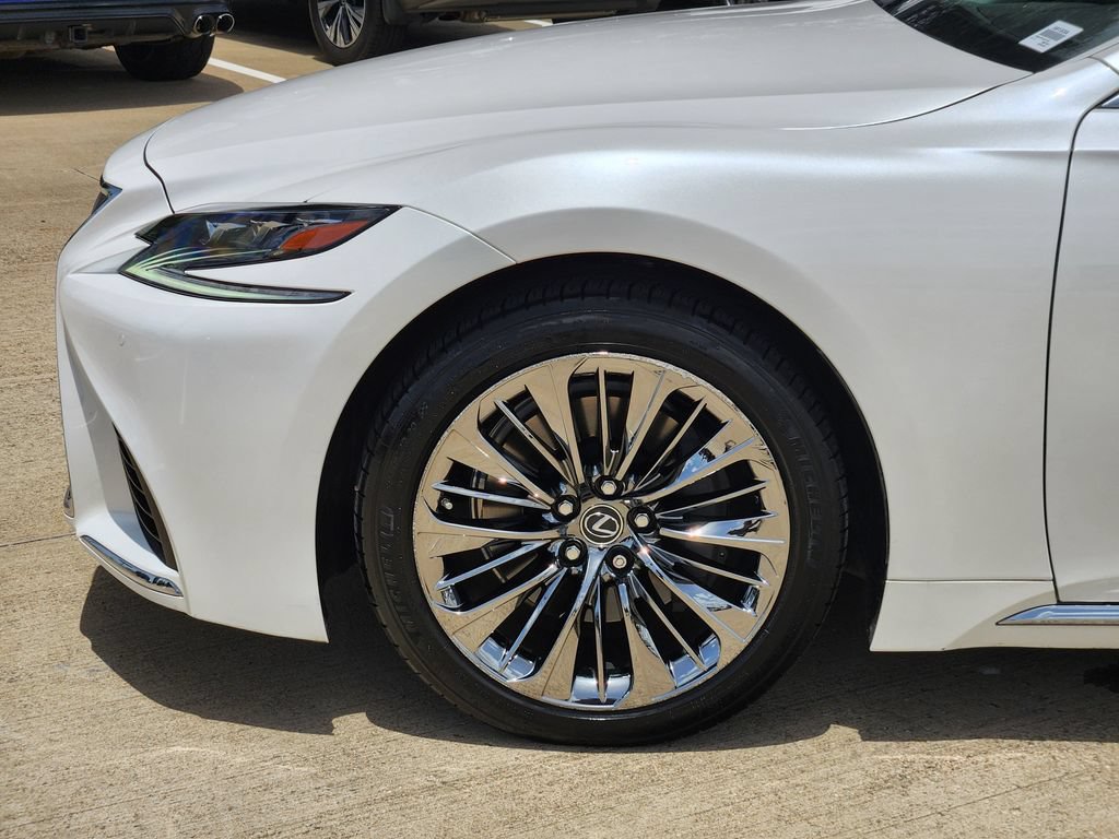 Used 2020 Lexus LS 500 w/ Accessory Package (Z1) RWD image 8