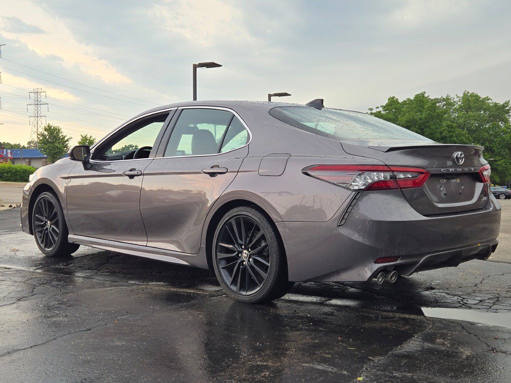 Used 2022 Toyota Camry XSE w/ Navigation Package FWD image 18